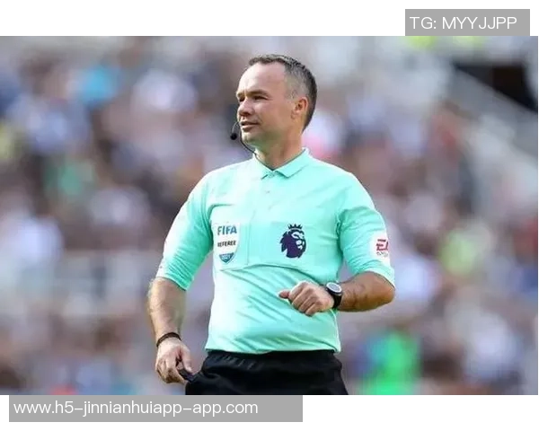 克拉滕伯格回应约克雷斯争议称裁判不会偏袒需适应英超节奏